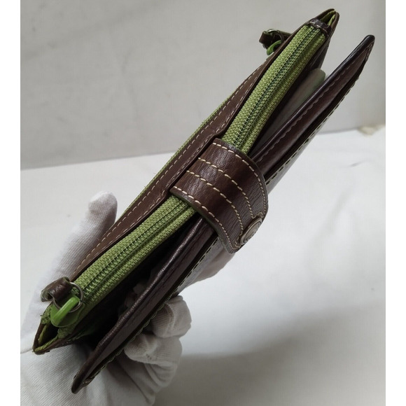 Fossil Brown Leather Credit Card ID Window Bifold Wallet - Picture 4 of 16